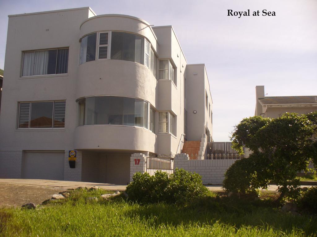 Appartamento Royal At Sea Muizenberg Esterno foto