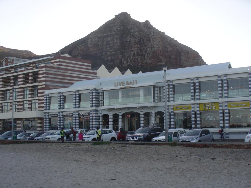 Appartamento Royal At Sea Muizenberg Esterno foto