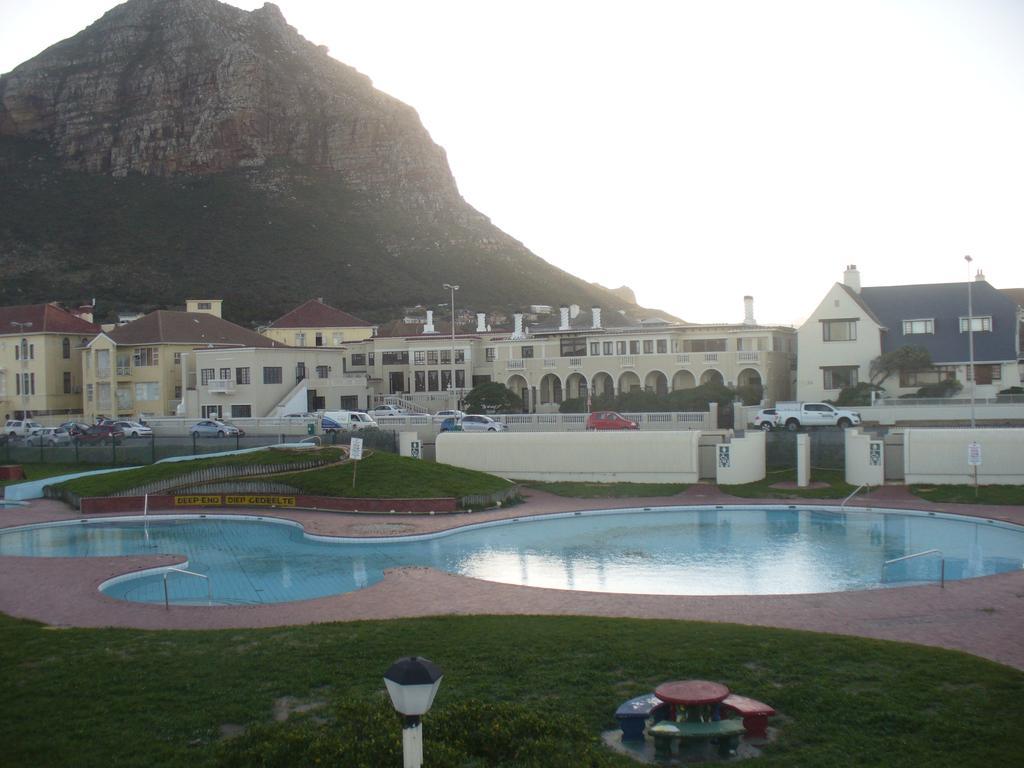 Appartamento Royal At Sea Muizenberg Esterno foto